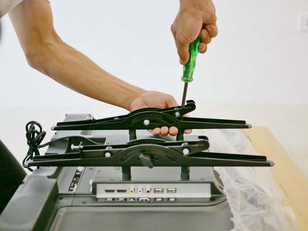 Why Professional TV Wall Mounting Beats the DIY Approach  